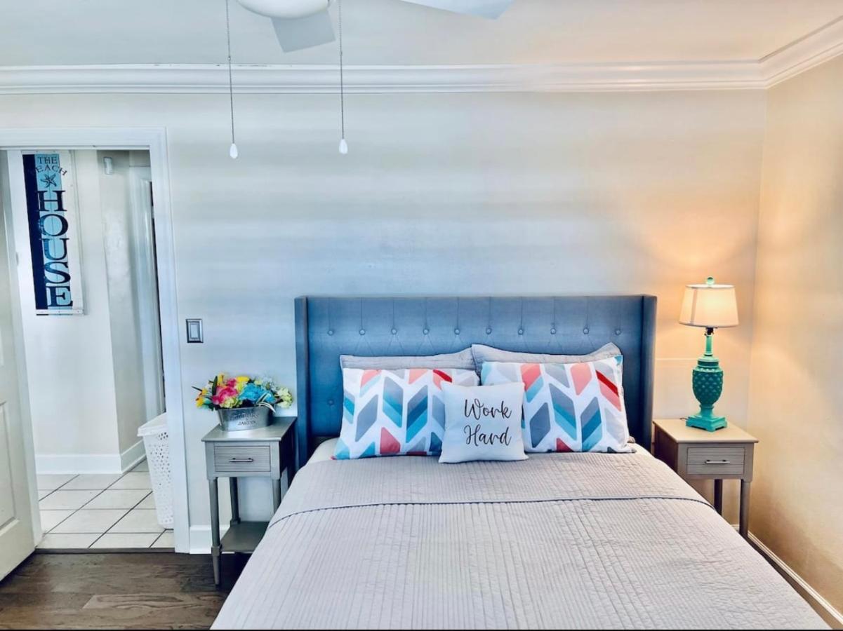 Cheerful Home With Two Bedrooms Κέιπ Κόραλ Εξωτερικό φωτογραφία